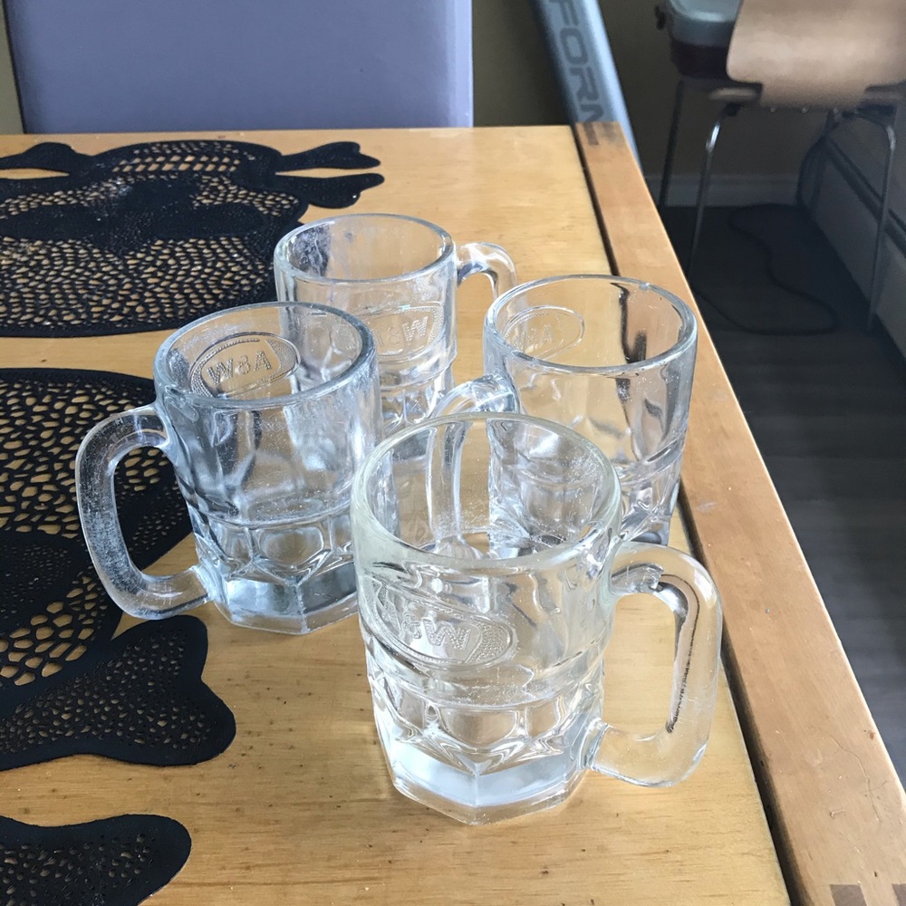 Set of 4 A & W mugs